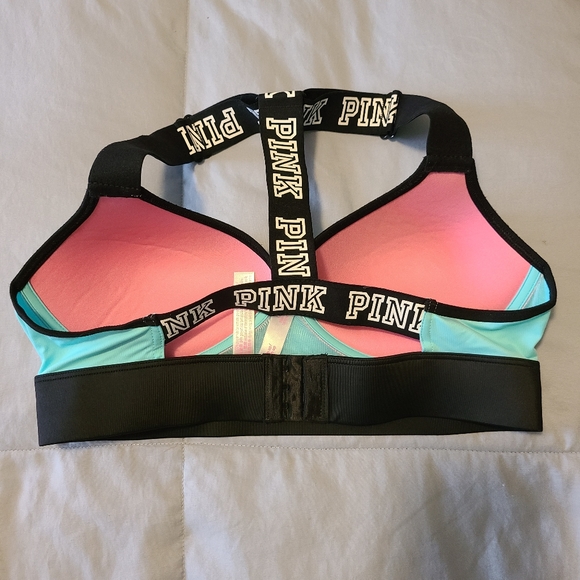 PINK Wireless bra - Picture 2 of 3